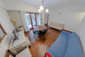 Alvear - 4 Huéspedes en Zona Güemes con Patio Interno