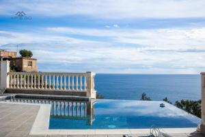 Villa los Almendros Infinity Pool