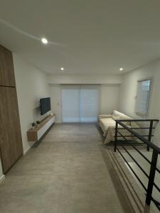 NUEVO Departamento de 3 ambientes 2 habitaciones-cocina-living comedor-baño-balcon