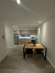 NUEVO Departamento de 3 ambientes 2 habitaciones-cocina-living comedor-baño-balcon