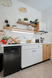 Casa Grotta With Sea & Cave View