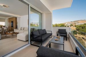Renia Suite, Near The Sea
