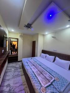 Hotel Fine