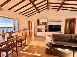 Kiss of sea - Balzi Rossi & Baia Beniamin