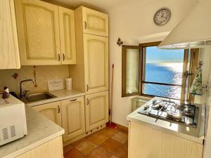 Kiss of sea - Balzi Rossi & Baia Beniamin