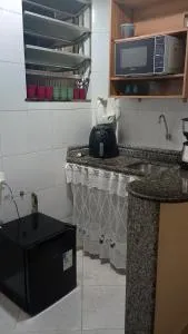 Meu apartamento em Copacabana próximo ao Posto 3 da PRAIA - Copacabana