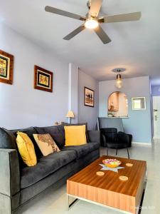 El Faro Home with a View, Pet Friendly, Wifi, Large Terrace, Sea View