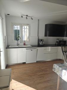 Villas Villa luxe 5 chambres piscine jacuzzi homegym : photos des chambres