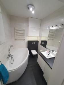 Apartament MONINI - przestronny, miejsce garażowe, FV