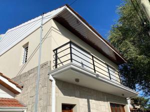 NUEVO Departamento de 3 ambientes 2 habitaciones-cocina-living comedor-baño-balcon