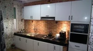 Feels Like Home, Nice Apartment with Garden View in center, Close to Beach - Douar Larbi ben Ahmed