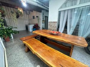 Suíte Sol e Lua Guriri - Conforto a 80m da Praia de Guriri