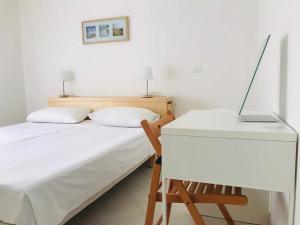 Pizzo Beach Club one bed Apartments 76G