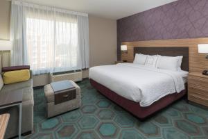 King Studio with Sofa Bed room in TownePlace Suites by Marriott Chicago Schaumburg
