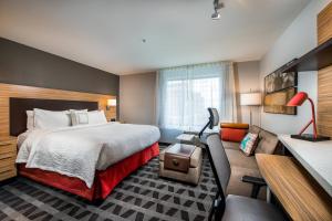 King Studio with Sofa Bed room in TownePlace Suites by Marriott Waco South