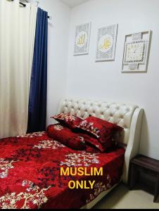 "Homestay Mak Midah"