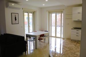 Parthenope Morghen Apartment - Napoli San Martino funicolare Vomero