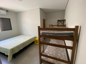 Casa com Piscina - 3 Quartos com ar Condicionado!!!