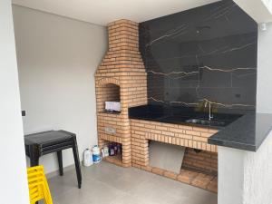 Casa com Piscina - 3 Quartos com ar Condicionado!!!