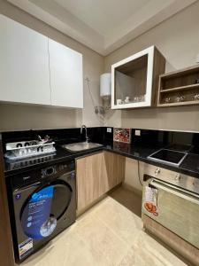 2 Bedroom apartment in the heart of Sheikh Zayed City