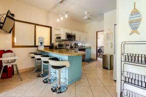 Luxury 2BR Escape near Tamarindo