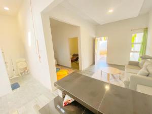 Homestay Cozy Cirebon Timur