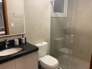 Linda Casa com 3 suites-Condominio-Canela