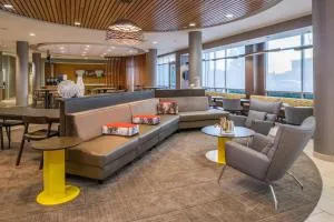 万豪酒店亨茨维尔市中心春季山丘套房 - Owens Cross Roads