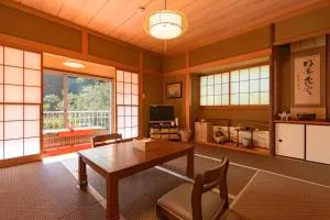 熱海森の温泉宿 kintsugi - Enoura