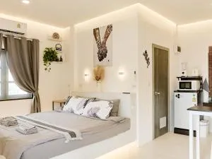 Moonway Bungalows - Srithanu