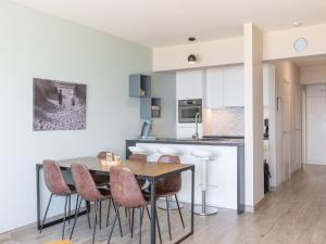 Apartment on the 5th floor with sea view