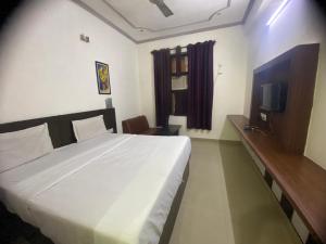 Hotel Prashant Palace