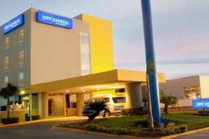 City Express by Marriott Reynosa
