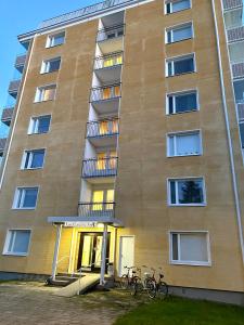 Beautiful 2 bedroom & Free parking