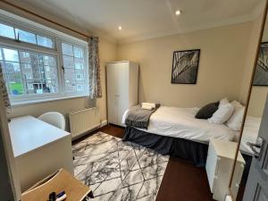 Cozy 3 Bedroom House, Greenwich, London