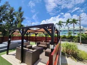 ビーチから徒歩6分広々としたテラスBBQ露天ジャグジーMorley2 - Tise