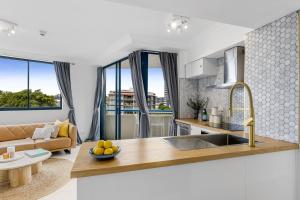 Spacious 2BR- centre of Brissy!