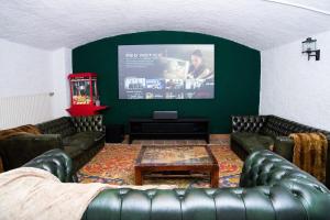 Villas Chateau d -Echenevex, Geneva : photos des chambres