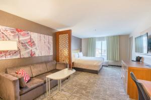 King Suite with Sofa Bed room in SpringHill Suites by Marriott Denton