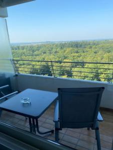 Am Südwesthorizont App 185