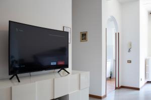 Lake View Apartment - Parking Included