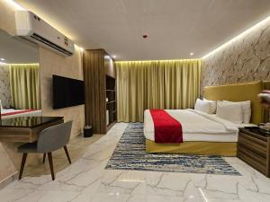 Royal Plaza Hotel
