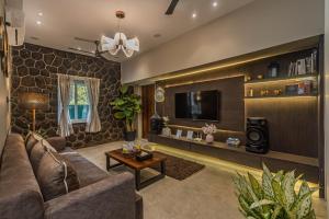 ELIVAAS Moonlit retreat 3 BHK with Garden & Pool