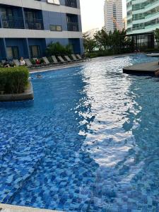 1BR Balcony View at Air Residences, Ayala Makati