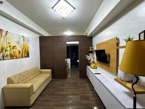 1BR Balcony View at Air Residences, Ayala Makati