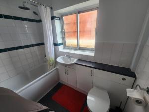 Mordern Luxury Home or Private Rooms With Modern Comforts