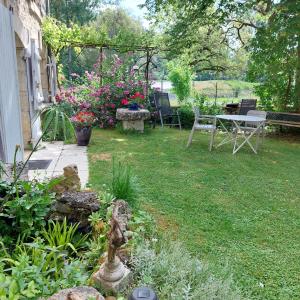 Maisons de vacances Gite rural - La Riviere Assoiffee : photos des chambres