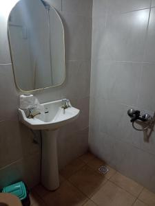 Depto san clemente del tuyu