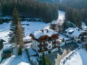 AlpenSafari Design by Globalimmoservice - Bach