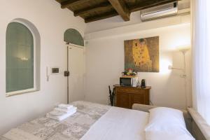 Trevi Little Palace #3